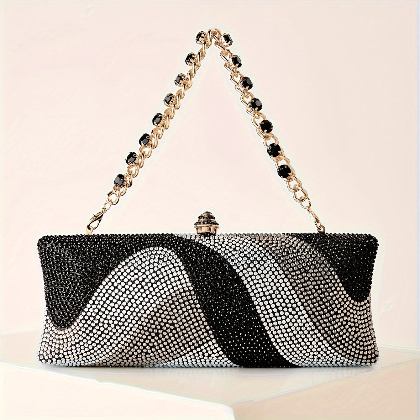 Elegant Crystal Dinner Clutch with Geometric Pattern