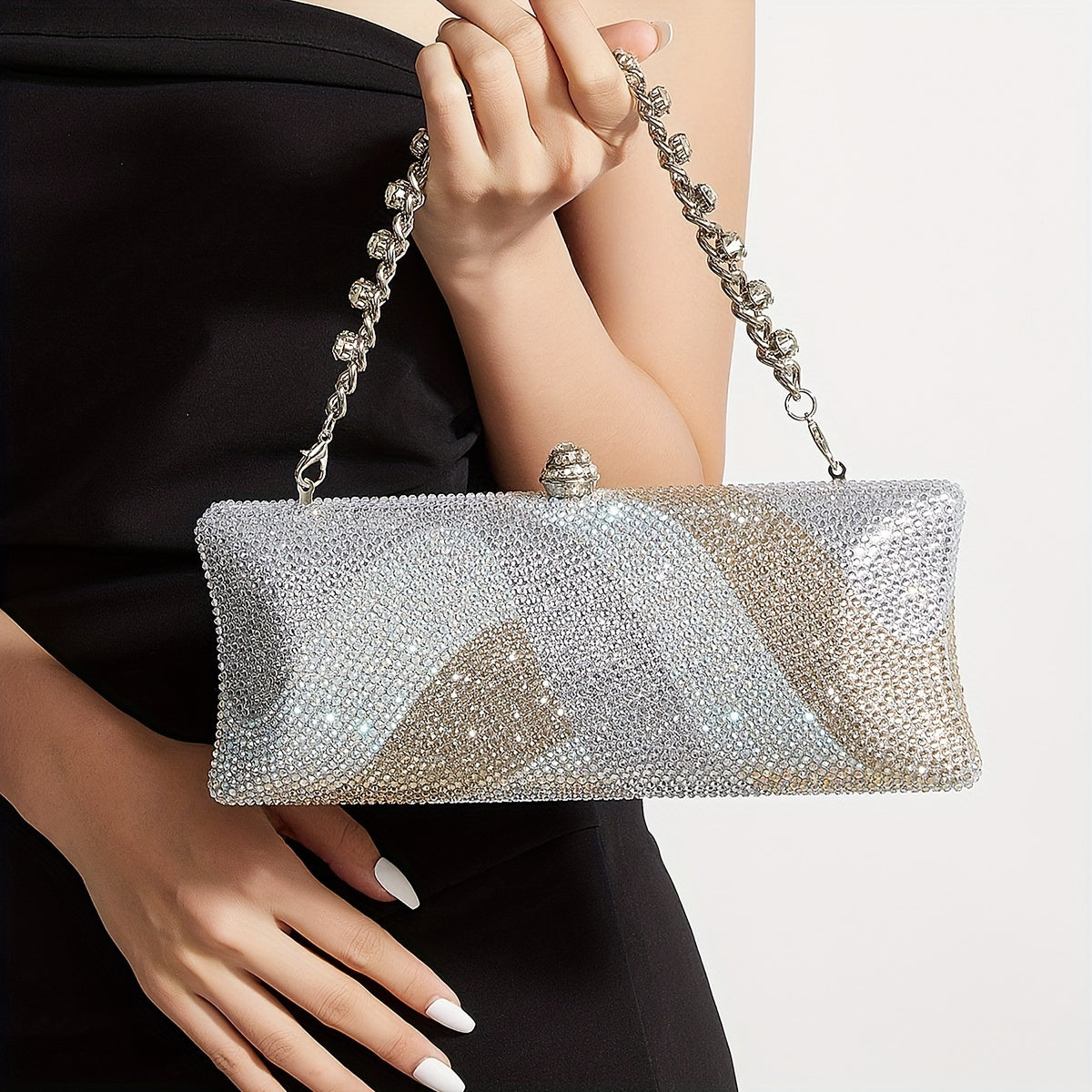 Elegant Crystal Dinner Clutch with Geometric Pattern