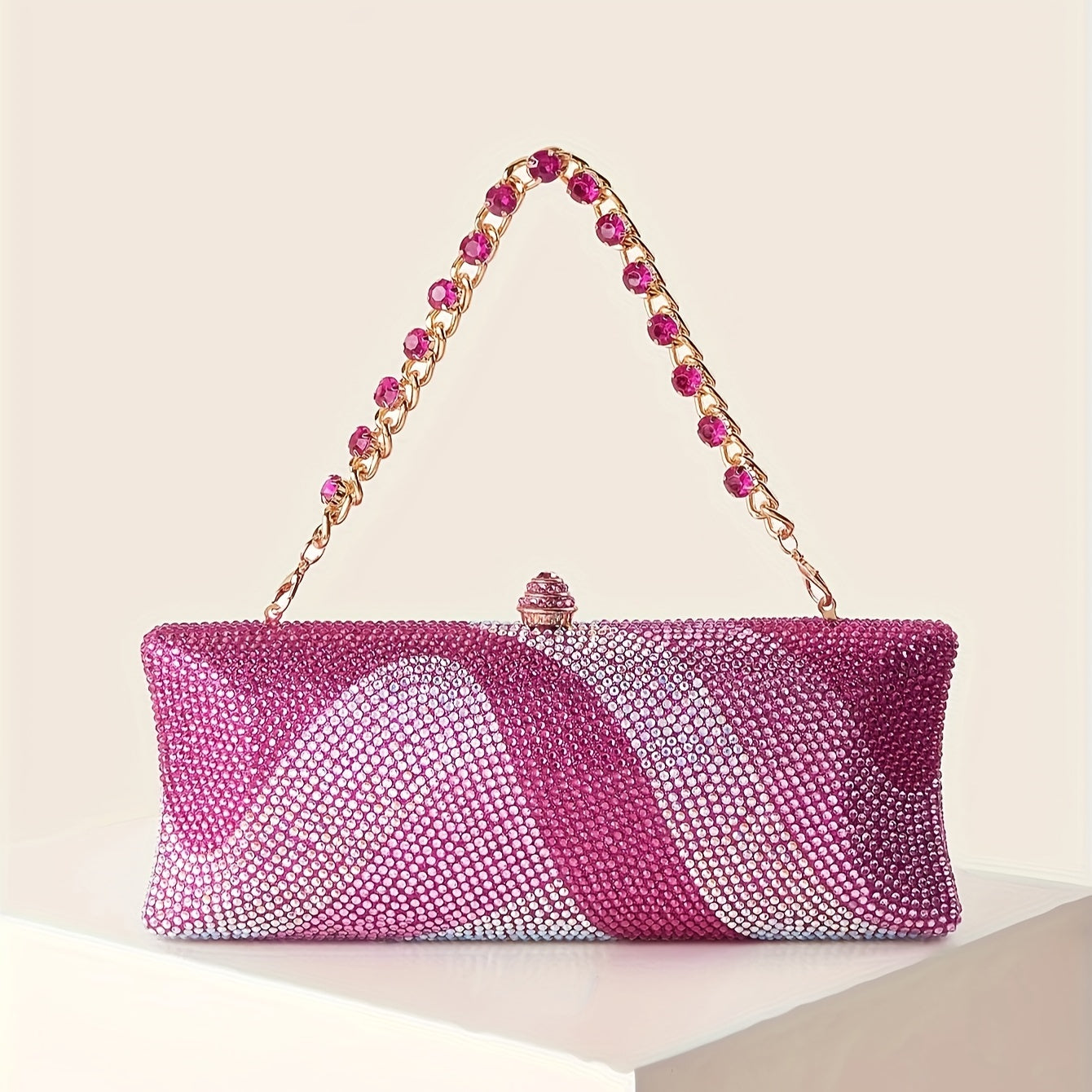 Elegant Crystal Dinner Clutch with Geometric Pattern